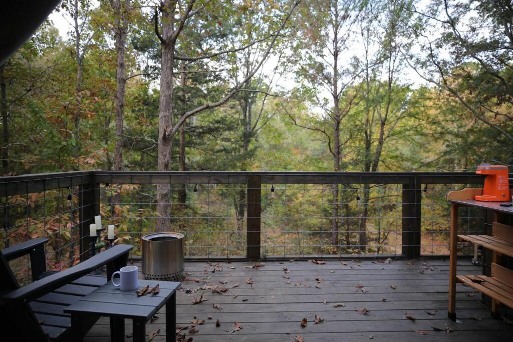 Bohamia - Cozy A-Frame Glamp On 268 Acre Forest Retreat 塔拉迪加 外观 照片