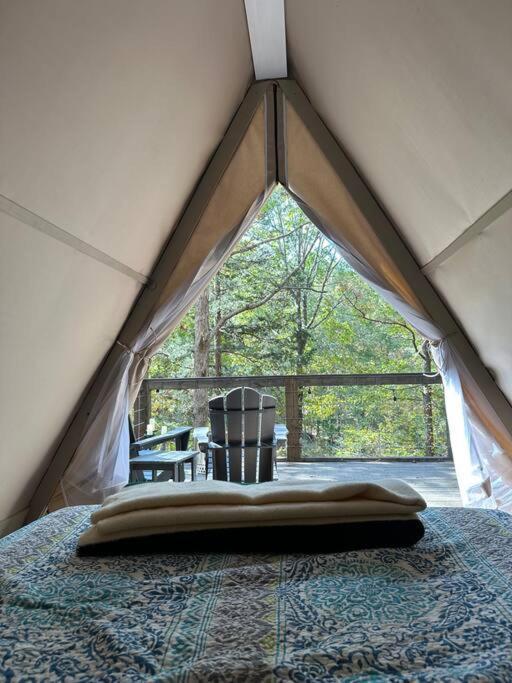 Bohamia - Cozy A-Frame Glamp On 268 Acre Forest Retreat 塔拉迪加 外观 照片